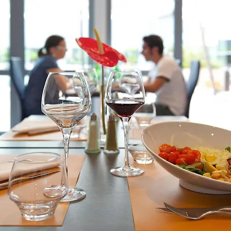Novotel Milano Malpensa Aeroporto-2